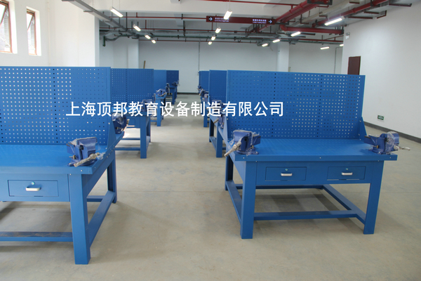 鉗工實訓(xùn)室建設(shè)方案(圖2) 鉗工工作臺