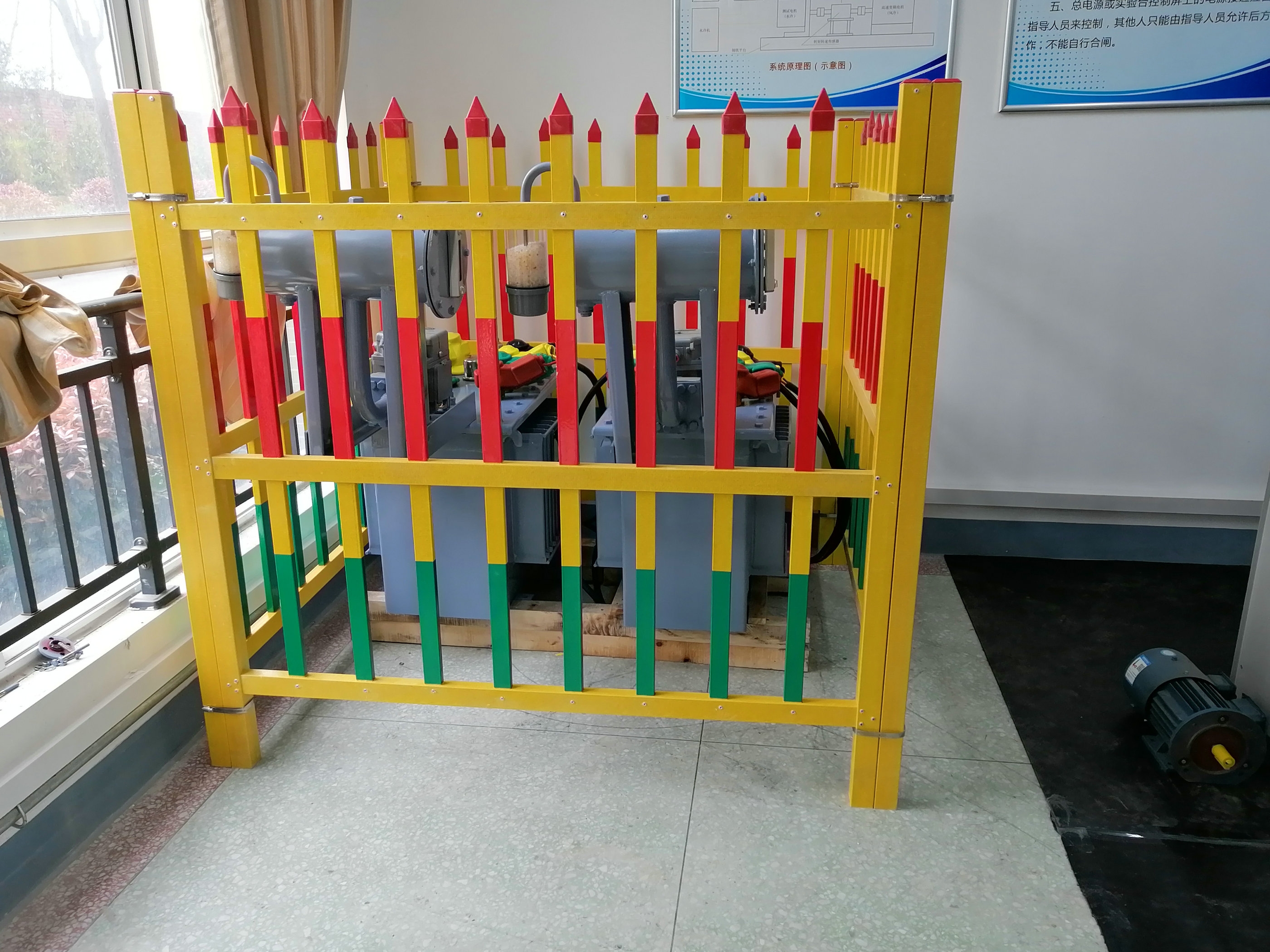 低壓配電操作實訓(xùn)室設(shè)備(圖2) 變壓器