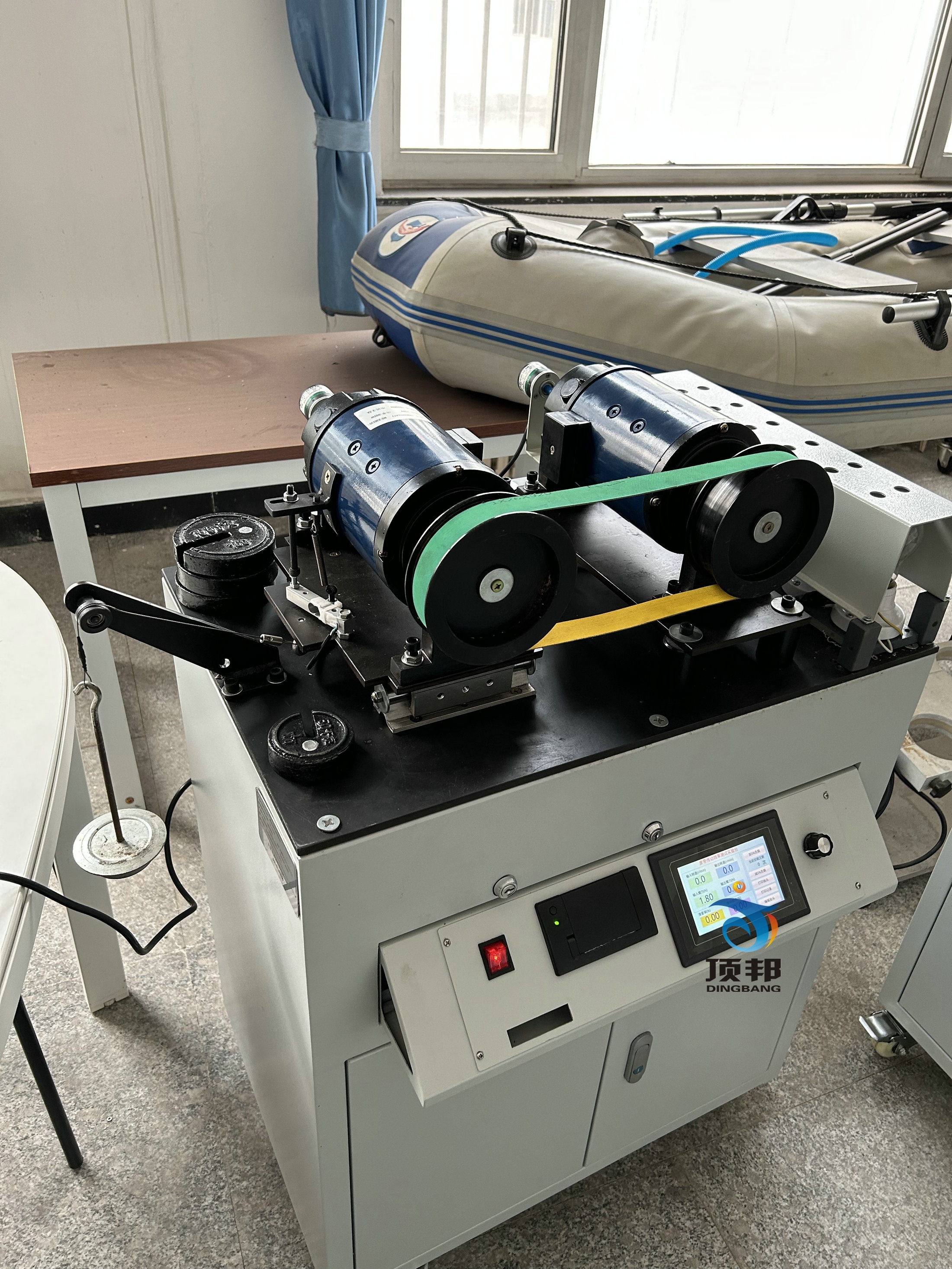 智能型帶傳動(dòng)實(shí)驗(yàn)臺(tái)(圖2) 智能型帶傳動(dòng)實(shí)驗(yàn)臺(tái)