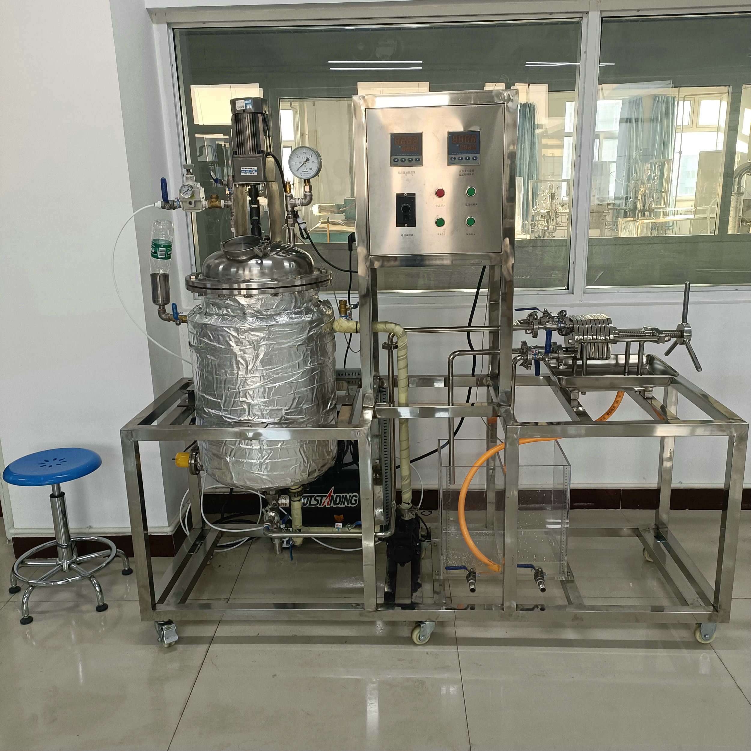 板框過濾－反應(yīng)釜組合實(shí)驗(yàn)裝置