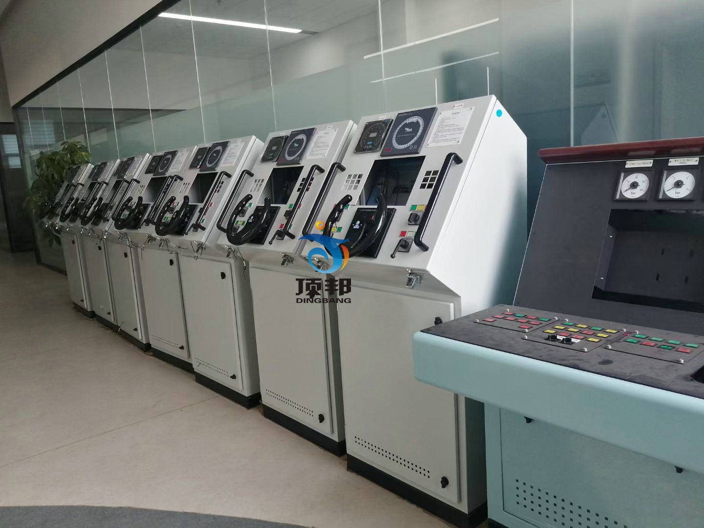 船舶操舵儀模擬器(圖2) 船舶操舵儀模擬器