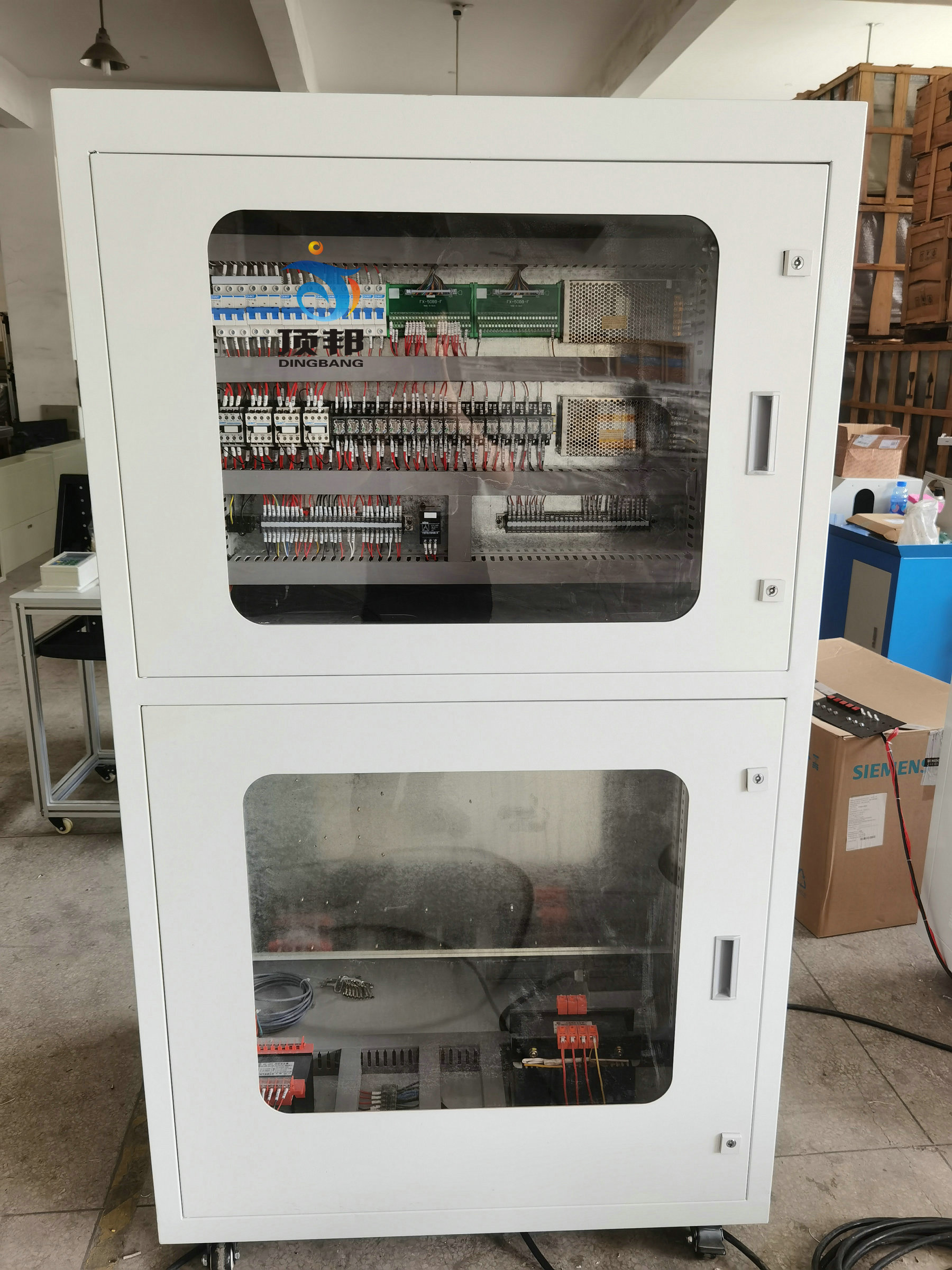 CNC實(shí)訓(xùn)機(jī)床(圖2) CNC實(shí)訓(xùn)機(jī)床