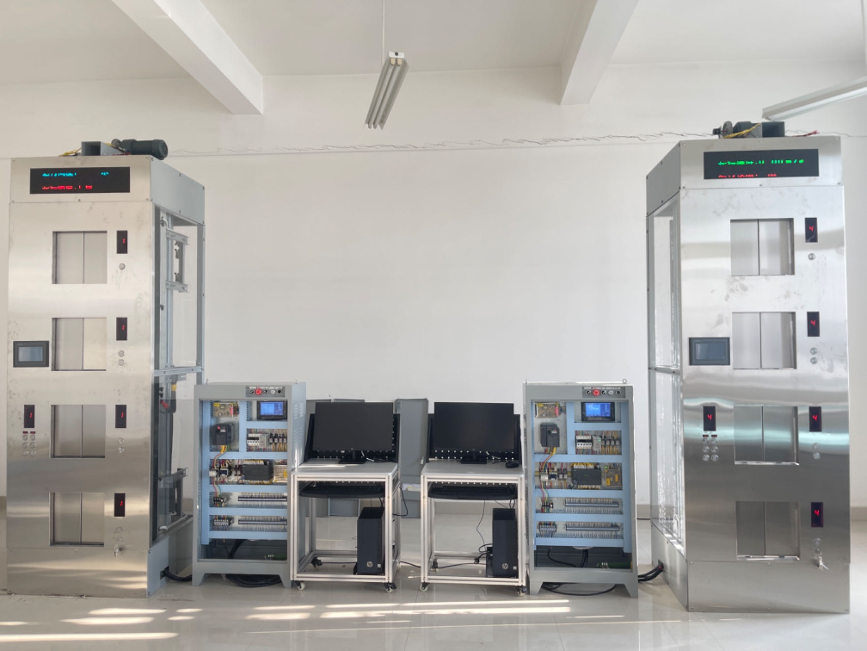 電梯控制技術(shù)實訓(xùn)裝置