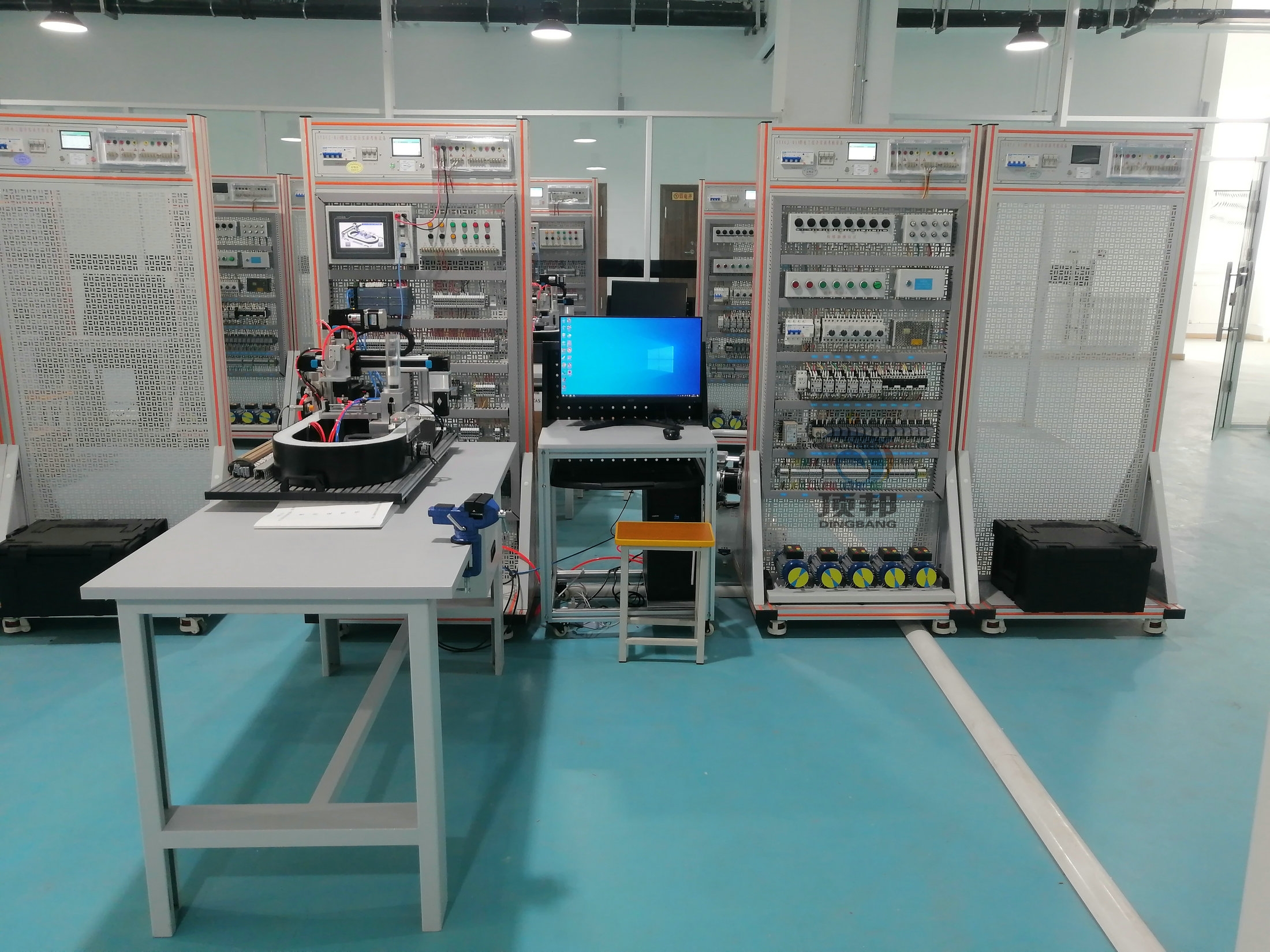 電工綜合實訓考核設備