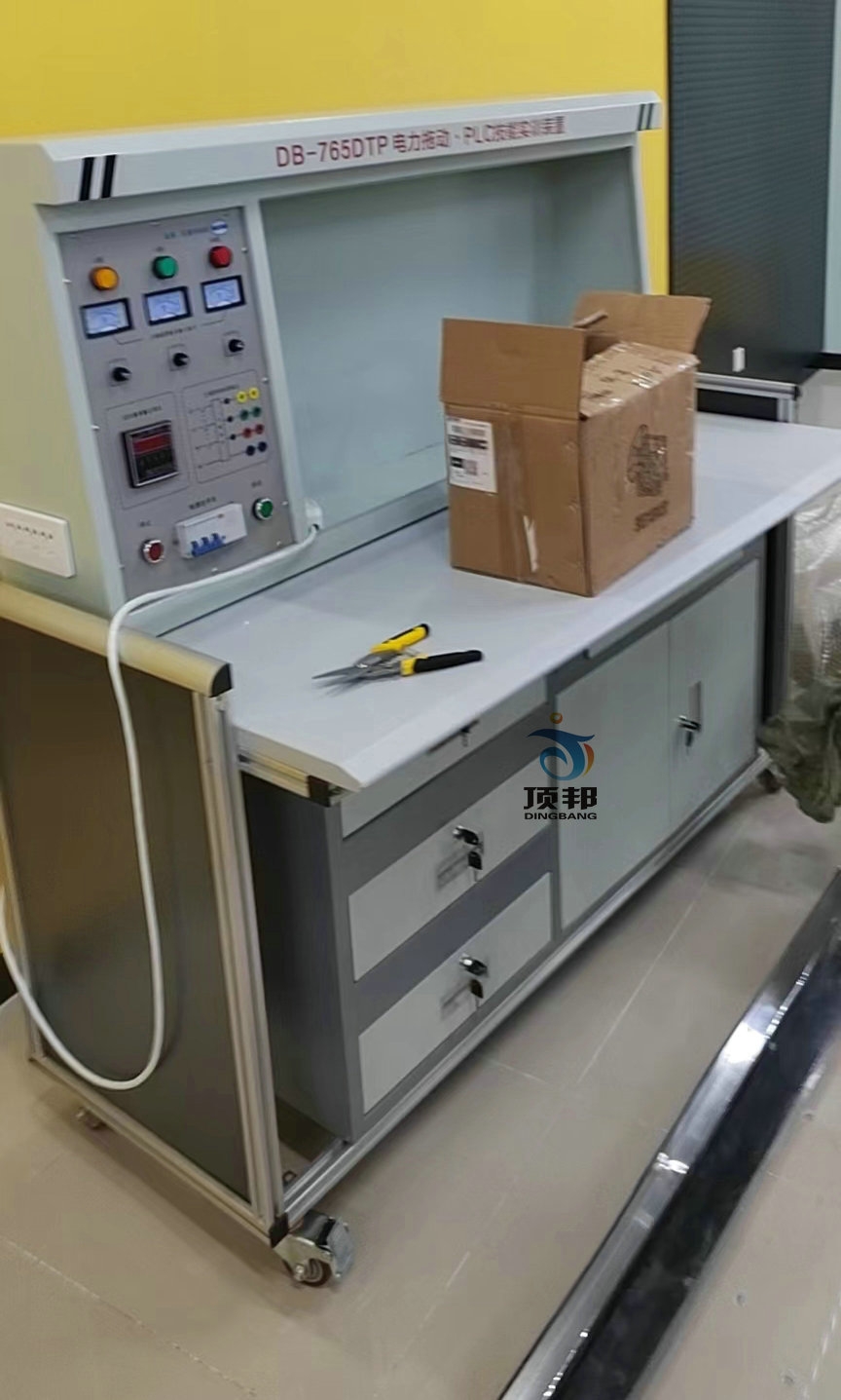 電力拖動(dòng)實(shí)訓(xùn)室設(shè)備